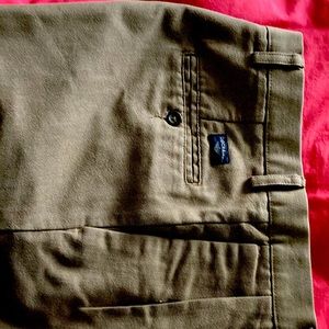 Men’s khaki’s